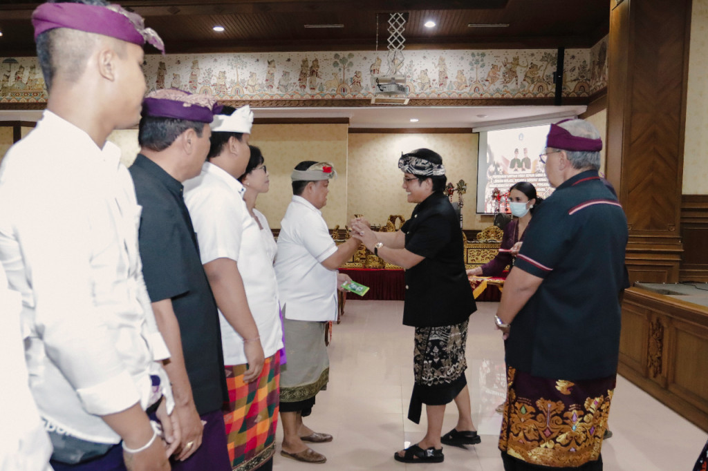 Gelontorkan Hibah Kebudayaan Rp 23 Miliar